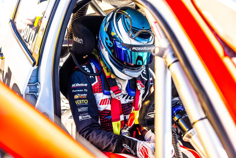 Aaron strapped into #4